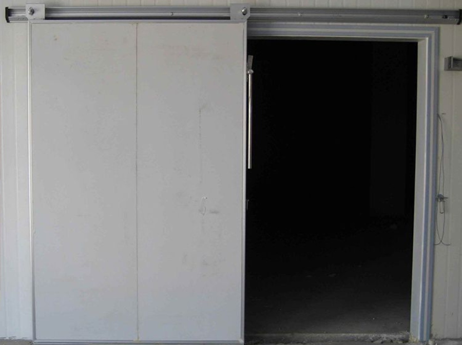 cold storage door